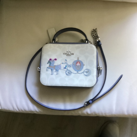 NEW PRICE! Coach DISNEY Cinderella Leather Crossbody Purse with extra strap - Picture 2 of 6